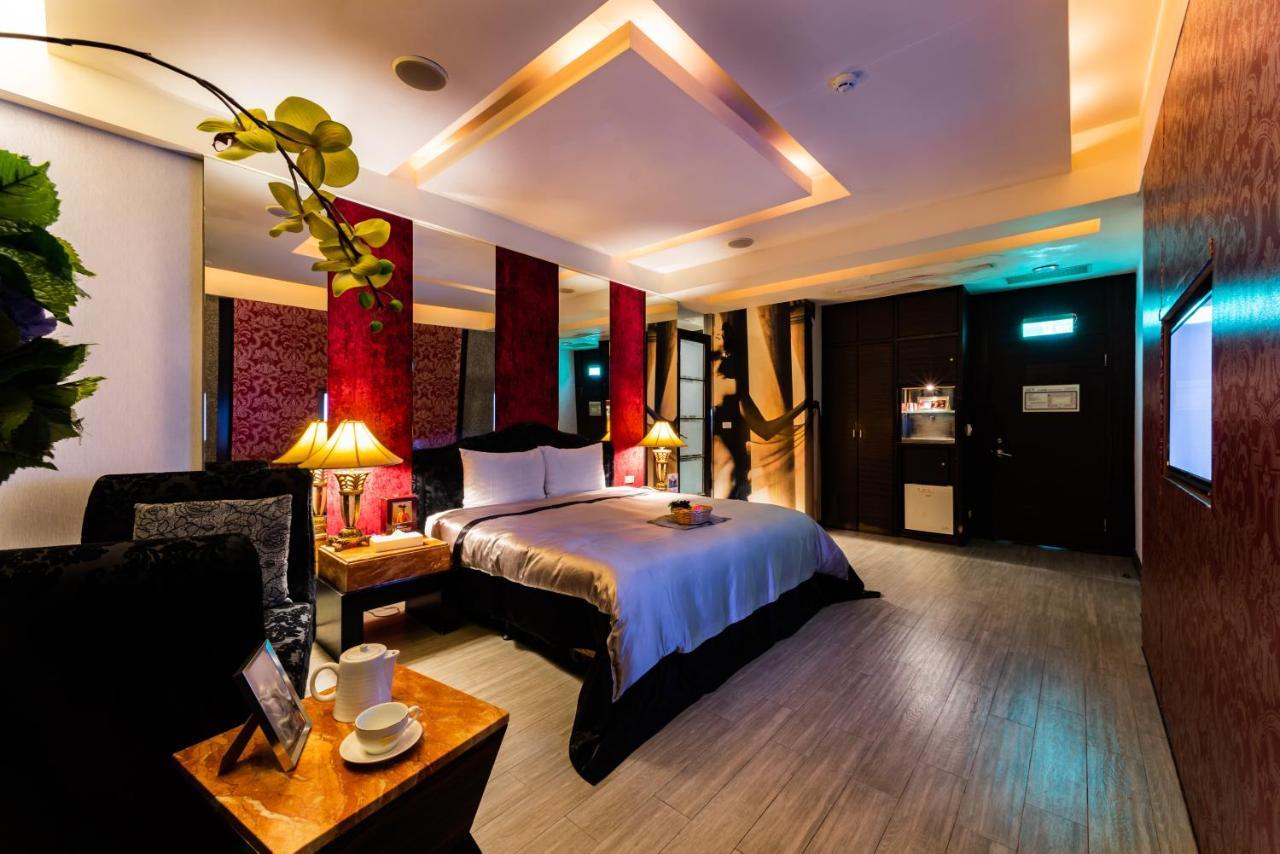 Liti Motel Тайчжун Экстерьер фото
