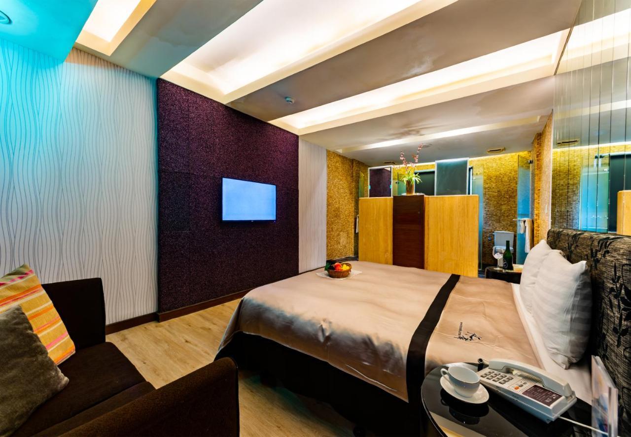 Liti Motel Тайчжун Экстерьер фото