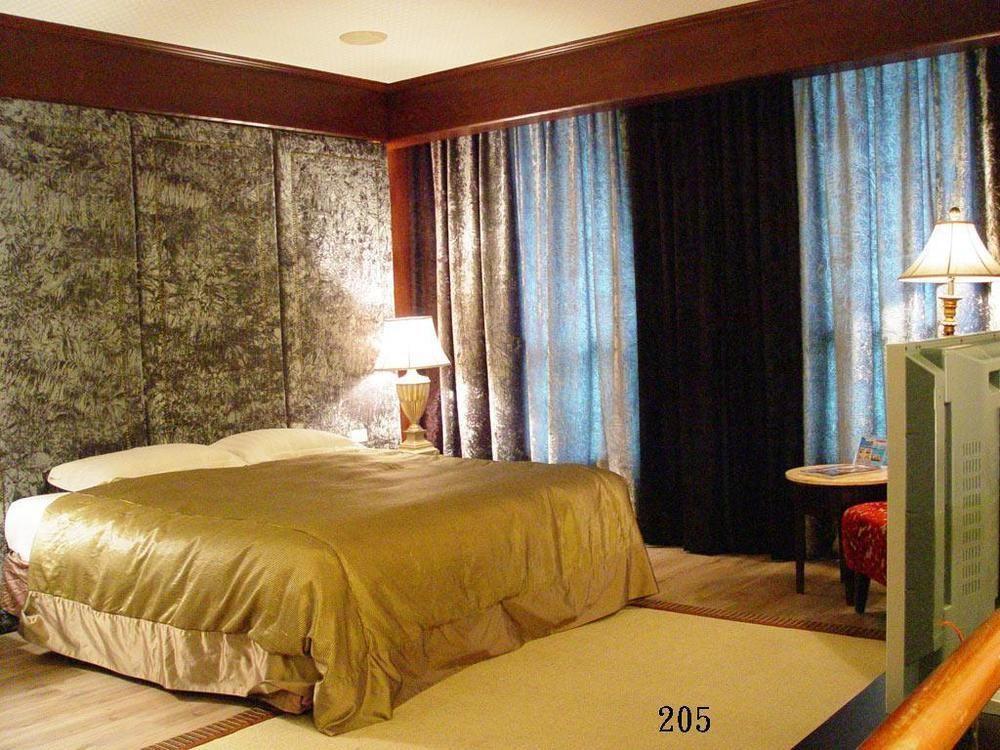 Liti Motel Тайчжун Экстерьер фото
