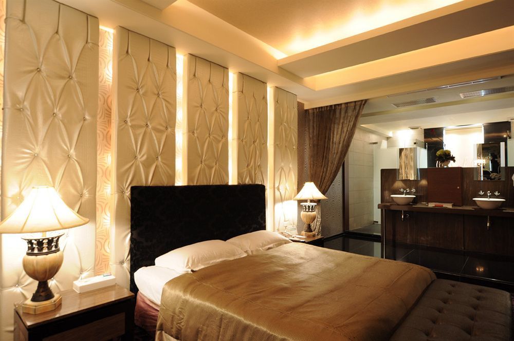 Liti Motel Тайчжун Экстерьер фото