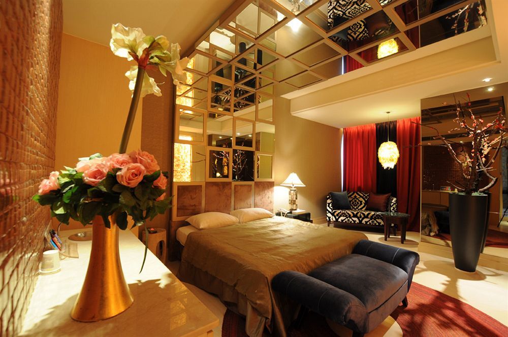 Liti Motel Тайчжун Экстерьер фото