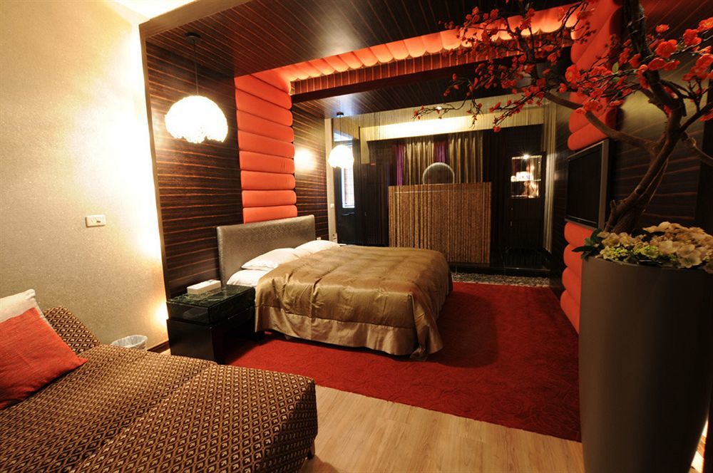 Liti Motel Тайчжун Экстерьер фото