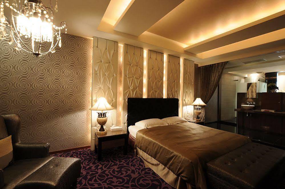 Liti Motel Тайчжун Экстерьер фото