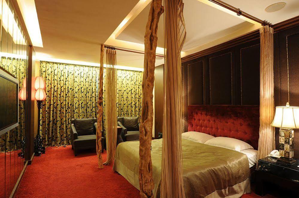 Liti Motel Тайчжун Экстерьер фото